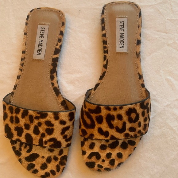 Steve Madden Flats Women’s Size 6. Worn Once - Picture 3 of 3